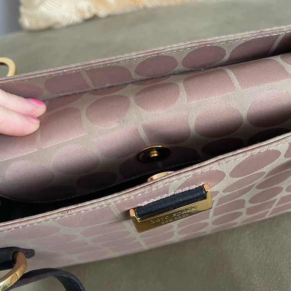 Kate Spade Small Tote Shoulder Bag in Gold and Black with Classic Print - Picture 2 of 14